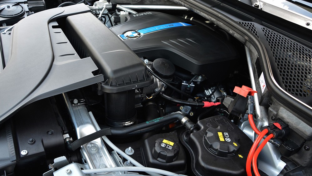 bmw131 BMW X5 2015: SUV sang chảnh mà lái cực “đã”