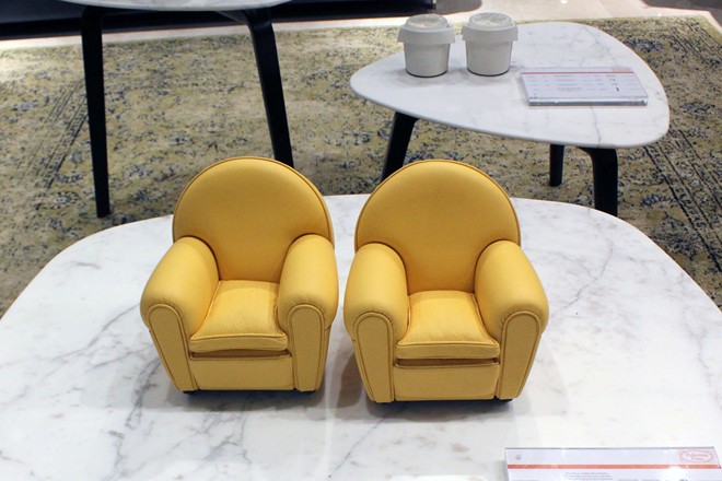 10035 78b7 Những mẫu bàn ghế với thiết kế độc đáo lần đầu xuất hiện ở Việt Nam