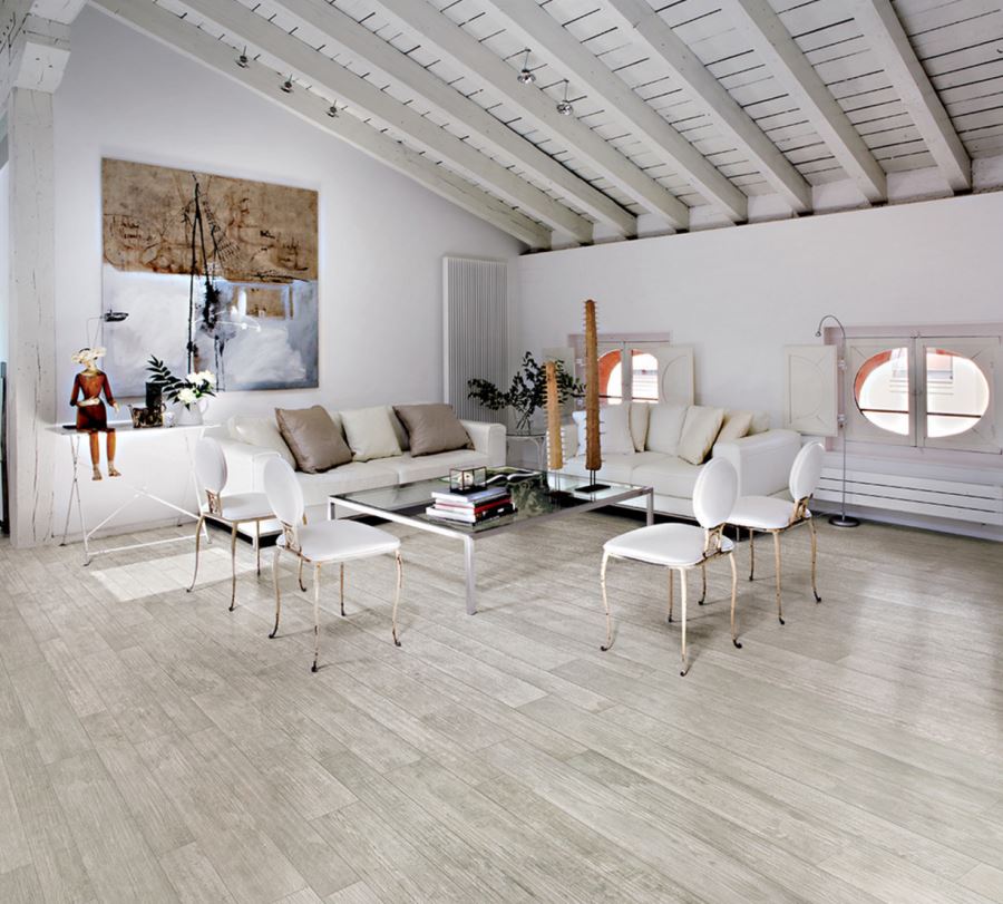gach lat gia san go giup nha am ap va sang trong 9003a0b36f Thiết kế gạch lát giả gỗ giúp sàn nhà vừa bền vừa đẹp