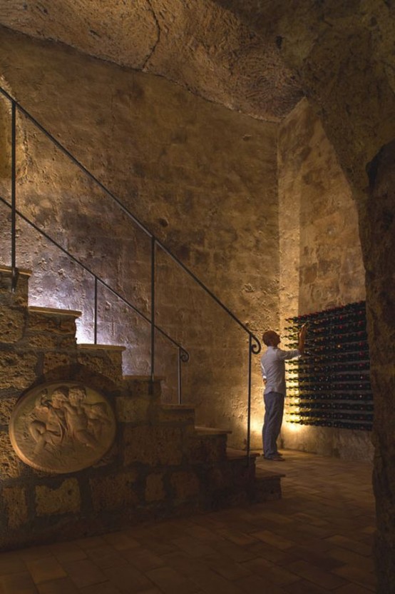 Ngắm nhìn mãn nhãn với biệt thự cổ dưới lòng đất medieval house with underground tunnels and caves 4 554x832 Ngắm nhìn mãn nhãn với biệt thự cổ dưới lòng đất