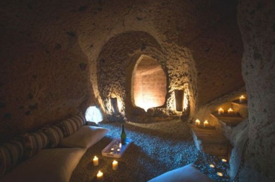 Ngắm nhìn mãn nhãn với biệt thự cổ dưới lòng đất medieval house with underground tunnels and caves 5 554x368 Ngắm nhìn mãn nhãn với biệt thự cổ dưới lòng đất