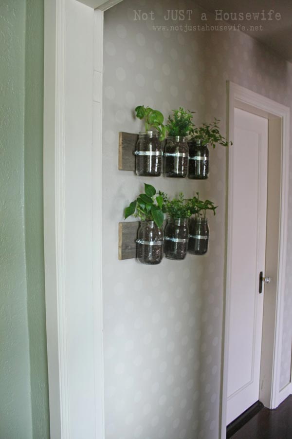 Tận dụng lọ đựng mứt cũ làm đẹp nhà 13 hallwayfromkitchen682x100a2c0d Gợi ý thiết kế tận dụng lọ đựng mứt cũ làm đẹp nhà